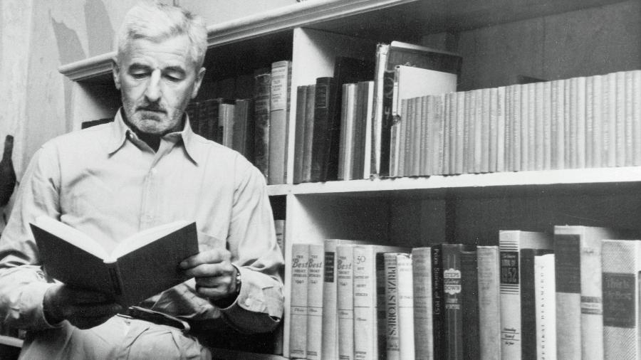 O americano William Faulkner recebeu o Nobel de Literatura e é autor de clássicos como "O Som e a Fúria" - Bettmann/ Getty Images
