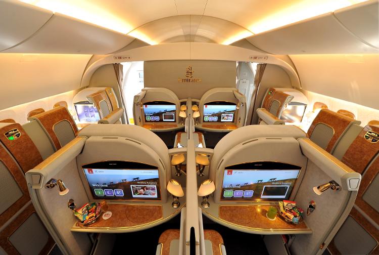 Cabines da primeira classe da Emirates no A380