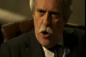 Novela A Regra do Jogo: internautas criticam escolha de Gibson (José de  Abreu) como Pai da facção - Purebreak