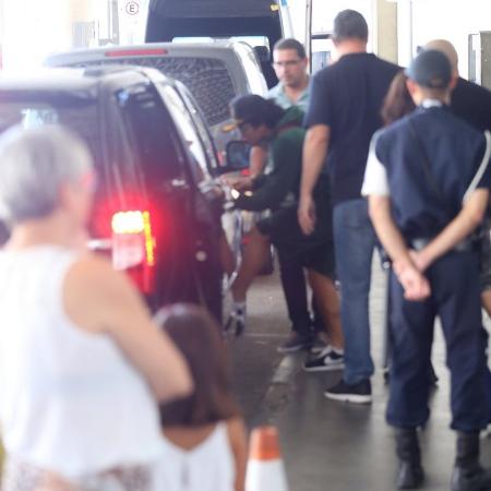 Bruno Mars desembarca no Rio para shows no Brasil  - AgNews - AgNews