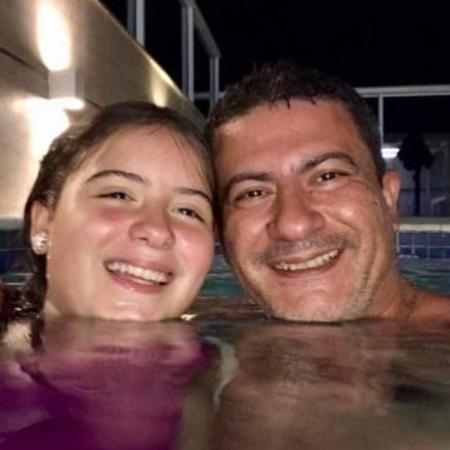 Alissa Veiga e o pai, Tom Veiga - Reprodução/Facebook