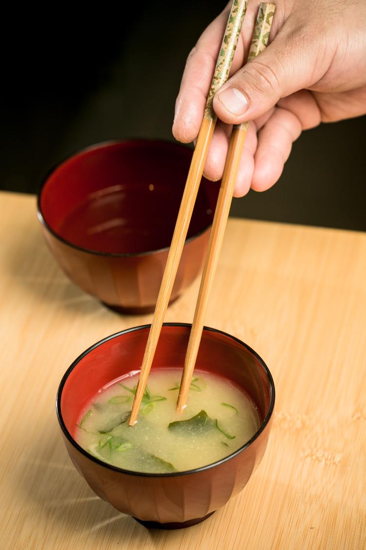 Receita Dashi - Keiny Andrade/ysoke - Keiny Andrade/UOL