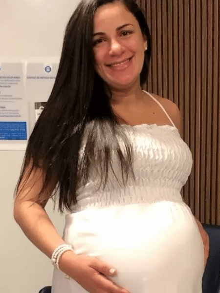 Dandara engravidou um ano depois de conseguir o transplante de fígado - Arquivo pessoal via BBC News Brasil
