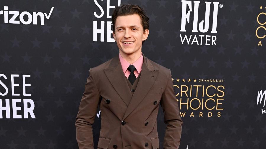 Com produções de sucesso, Tom Holland tem fortuna milionária