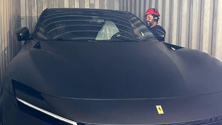Ferrrari Purosangue de Neymar Ferrrari Purosangue de Neymar