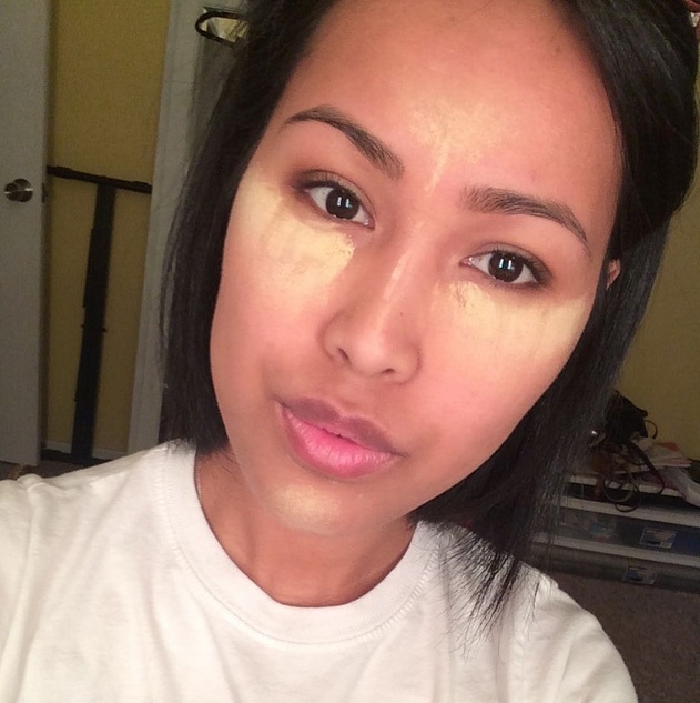 "Baking" - Reprodução/Instagram/@april_excelle