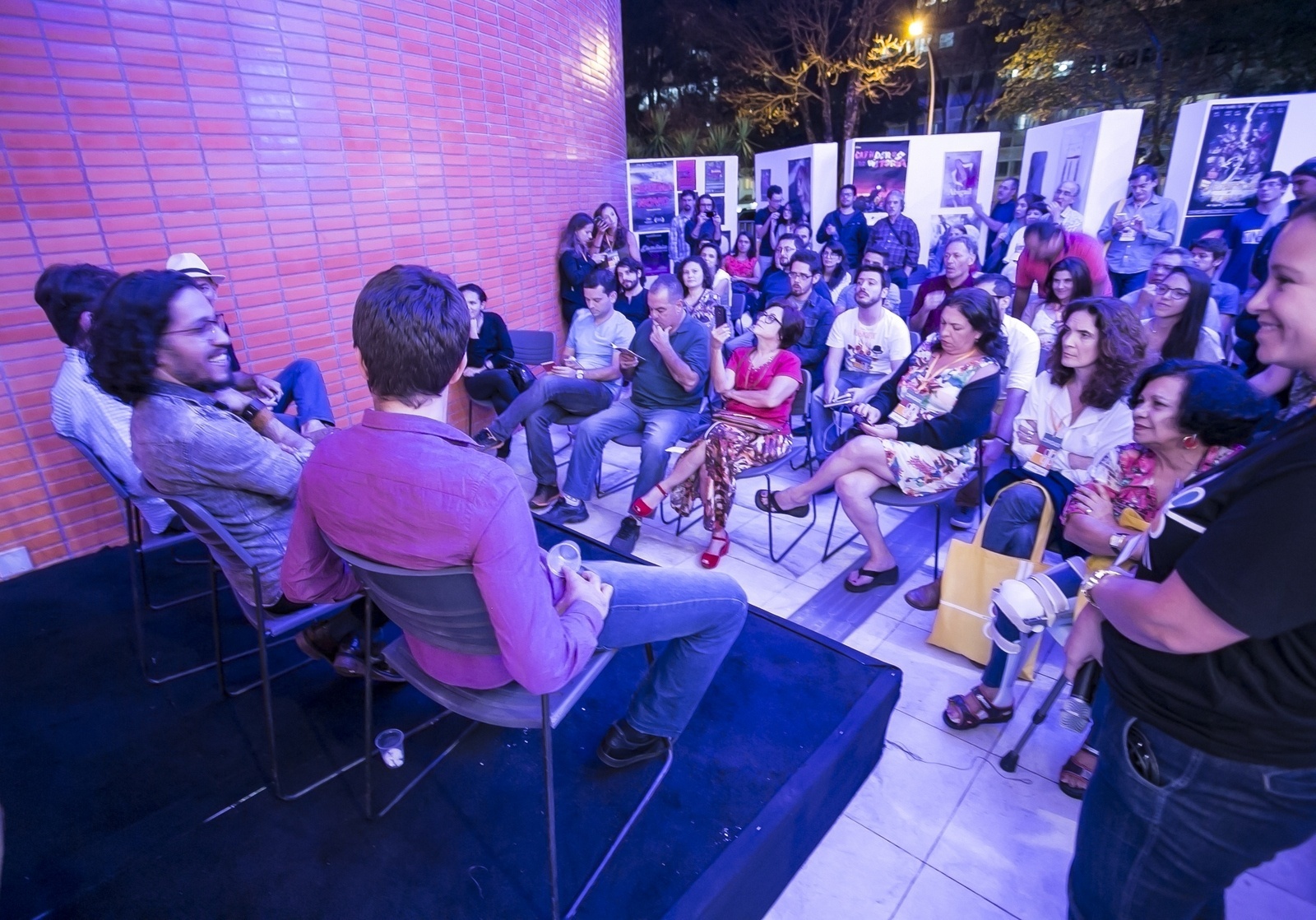 Jean Wyllys  participa de debate na mostra paralela "A Política no Mundo e o Mundo da Política", do 49º Festival de Brasília - Junior Aragão/Divulgação