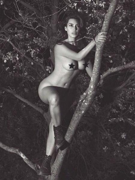Kim Kardashian posa nua para ensaio artístico de livro dos fotógrafos de moda Mert e Marcus - Reprodução/Instagram