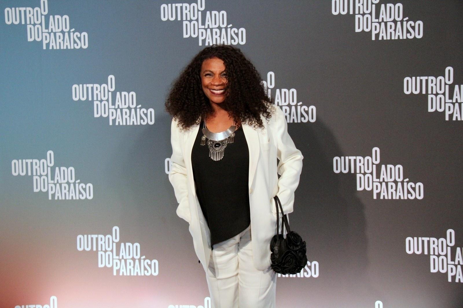 Zezé Polessa marca presença no lançamento da novela "O Outro Lado do Paraíso" - AgNews