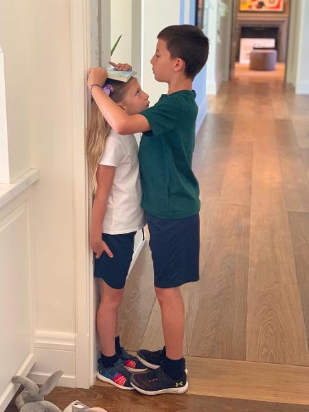 Vivian e Benjamin, filhos da Gisele Bündchen com o Tom Brady - Reprodução/Instagram