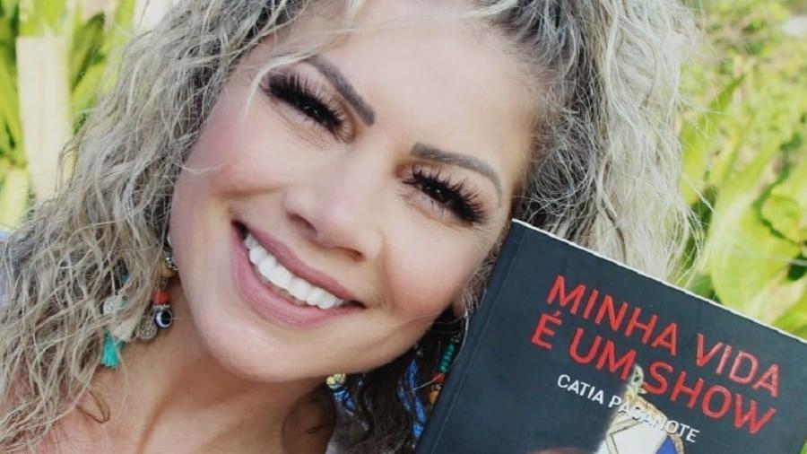 "Sempre tive vontade de escrever uma biografia", conta Catia - Leo Ornelas /Divulgação