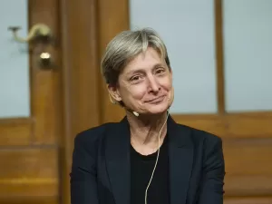 Filósofa Judith Butler 'volta' ao Brasil após ser hostilizada em 2017