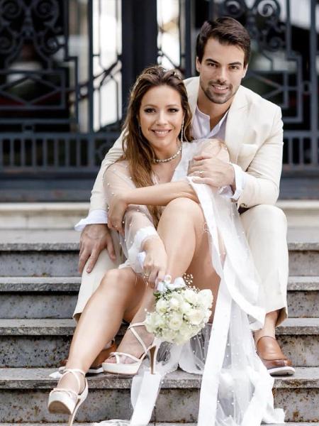 Renata Dominguez e Leandro Gléria se casaram em março - Reprodução/Instagram