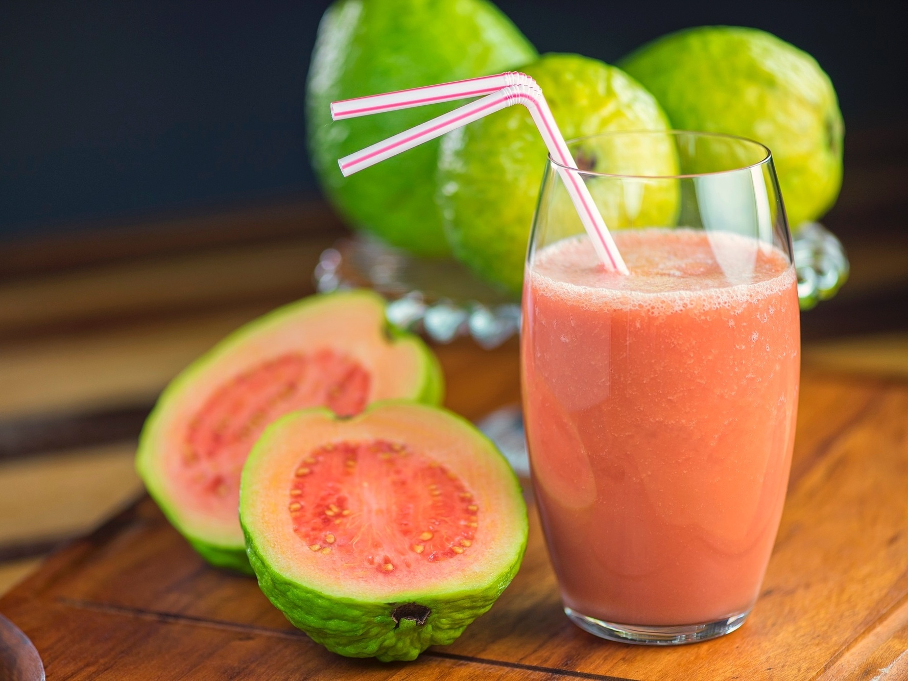 Suco De Goiaba Contra Laranja