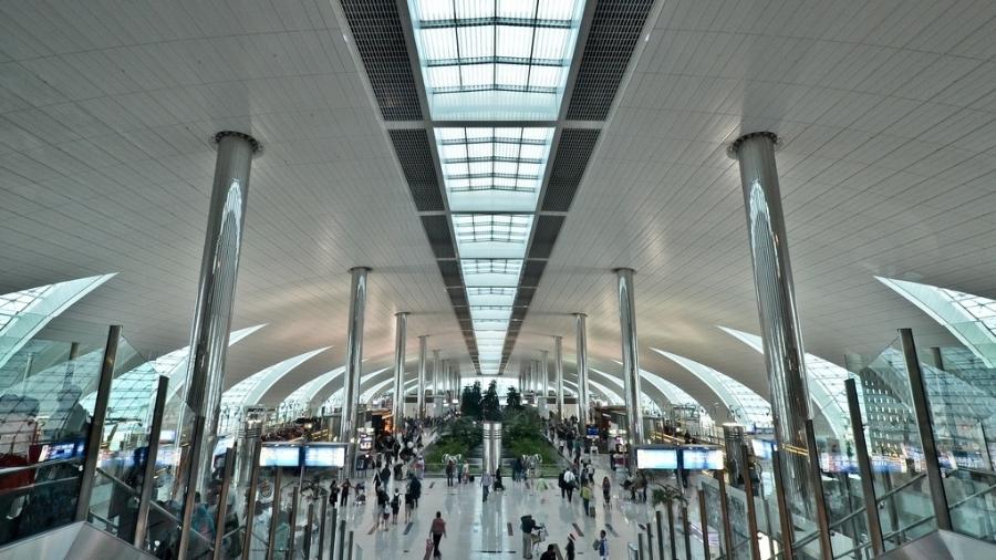 O Aeroporto Internacional de Dubai, nos Emirados Árabes Unidos - Roevin/Creative Commons