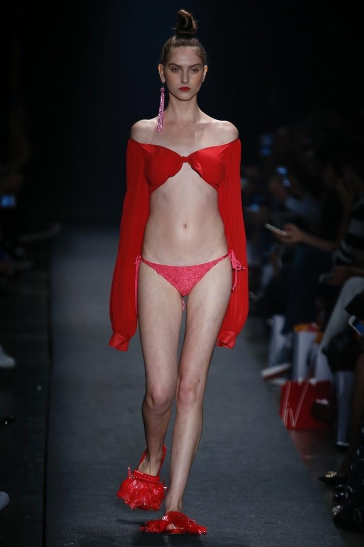 Amir Slama desfila coleção na SPFW - Alexandre Schneider/UOL