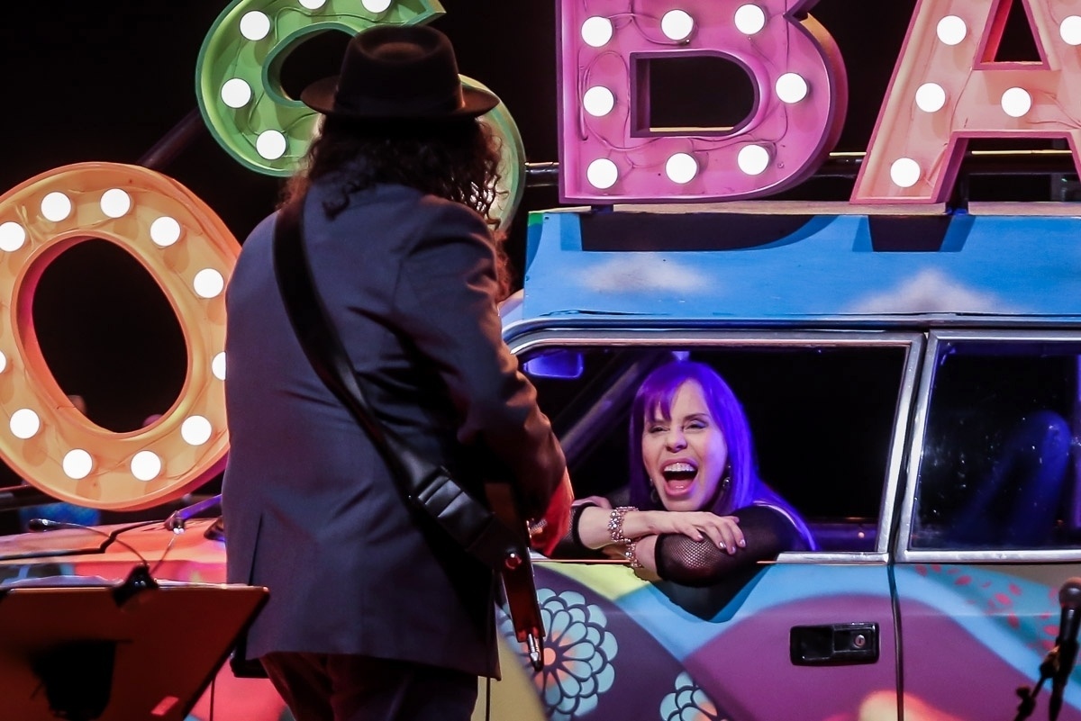 12.ago.2016 -  Moraes Moreira e Baby do Brasil durante show dos Novos Baianos em SP, na noite desta sexta-feira - Manuela Scarpa /Brazil News