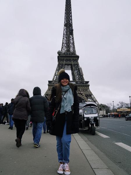 Maisa Silva posa em frente à Torre Eiffel, em Paris - Reprodução/Instagram/maisa