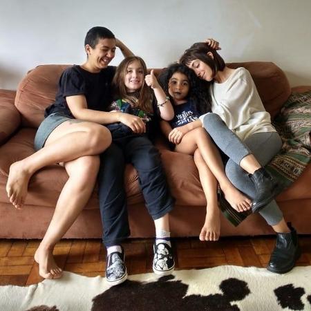 Da direita para esquerda: Carmem, Benjamin, Valentina e Fernanda dividem apartamento no centro de SP - Arquivo pessoal