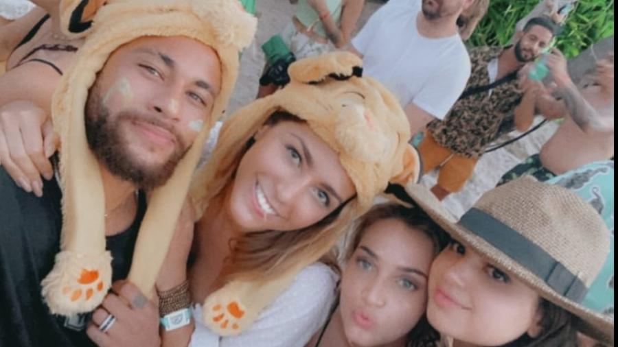 Neymar e amigas em festas na Bahia - Reprodução/Instagram 