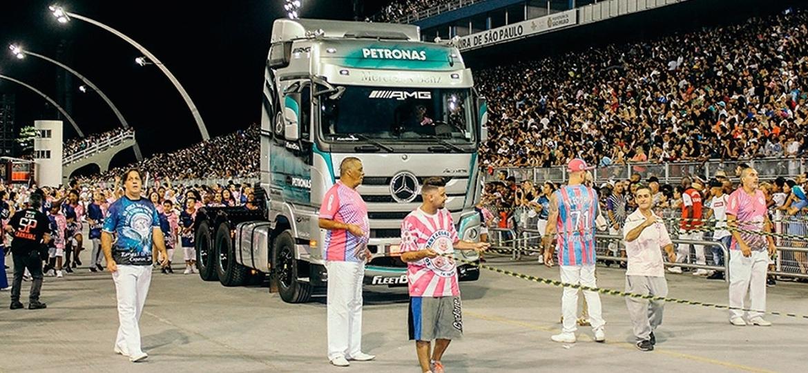 Mercedes-Benz e Rosas de Ouro possuem parceria em SP há nove anos - Divulgação
