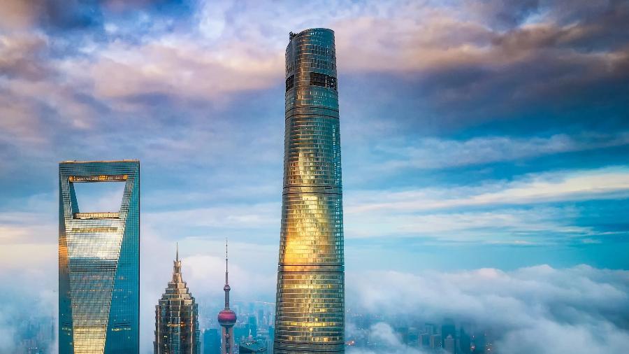 Na Torre de Xangai, J Hotel Shanghai Tower diz ser o hotel mais "alto do mundo"; Guinness Book só reconhece oficialmente prédios que sejam ocupados exclusivamente por hotéis - Divulgação