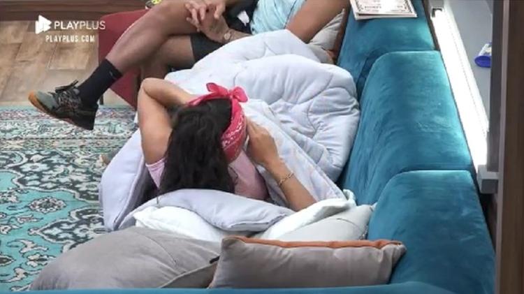 A Fazenda 2021: Aline chora após discussão com Dayane - Reprodução/Playplus - Reprodução/Playplus