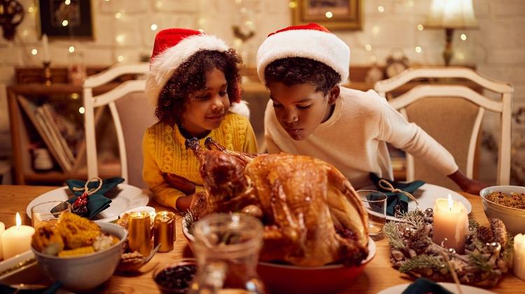 Christmas dinner;  children;  Family - iStock - iStock