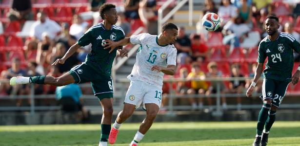 Mané tem atuação discreta, e Senegal amarga empate com Arábia antes da Copa