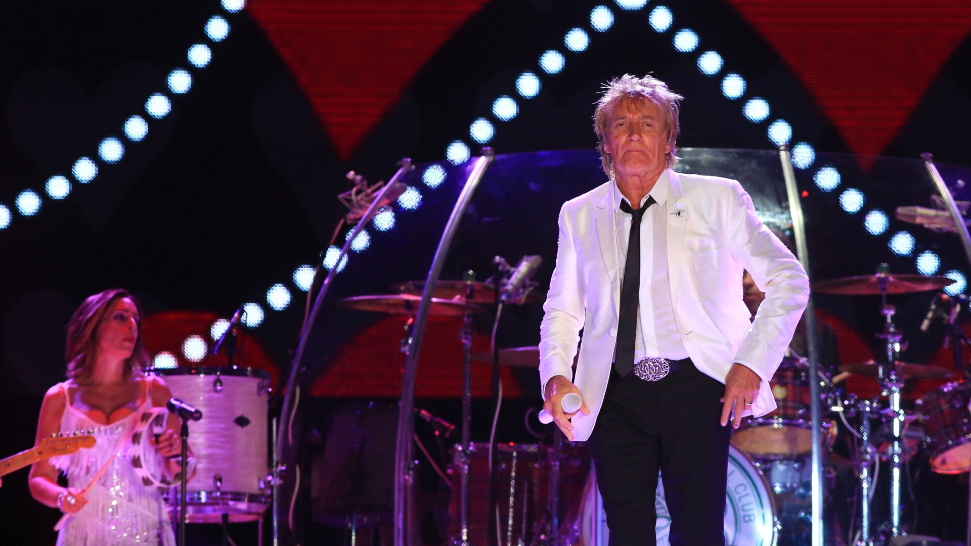 20.set.2015 - Rod Stewart se apresenta no Rock in Rio 2015, fechando as apresentações no palco Mundo do terceiro dia do festival - Marco Antonio Teixeira/UOL