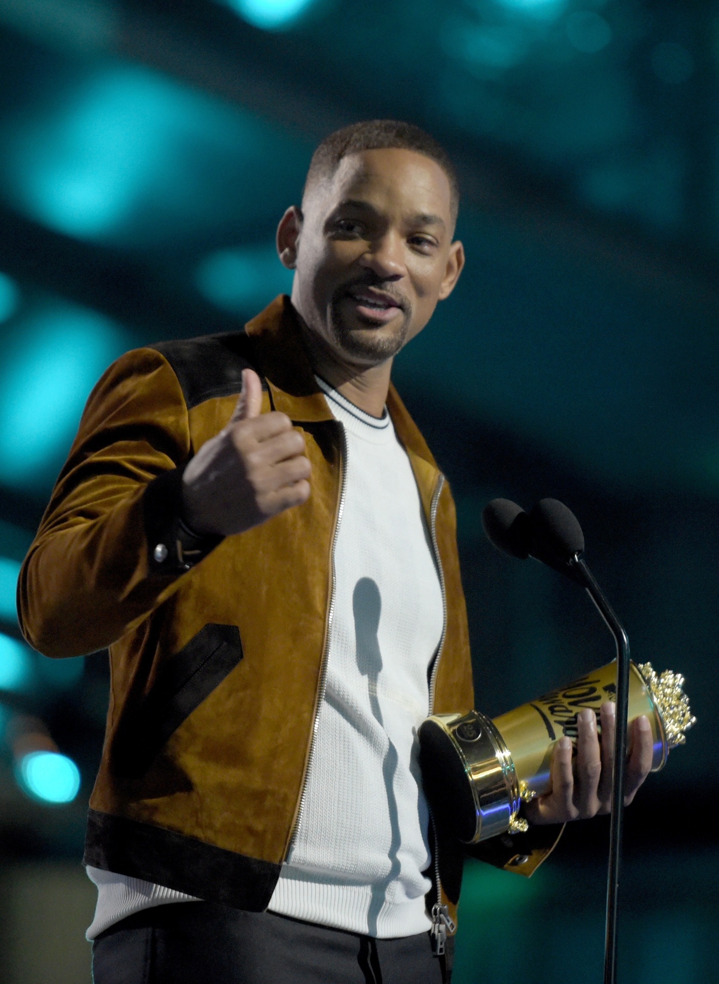 10.abr.2016 - Will Smith levou o prêmio especial Geração MTV no MTV Movie Awards 2016 - Getty Images