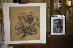 Desenho de Edgar Degas, "Busto de Três Bailarinas", confiscado pelos nazistas nos anos 1940 - Lionel Bonaventure/AFP