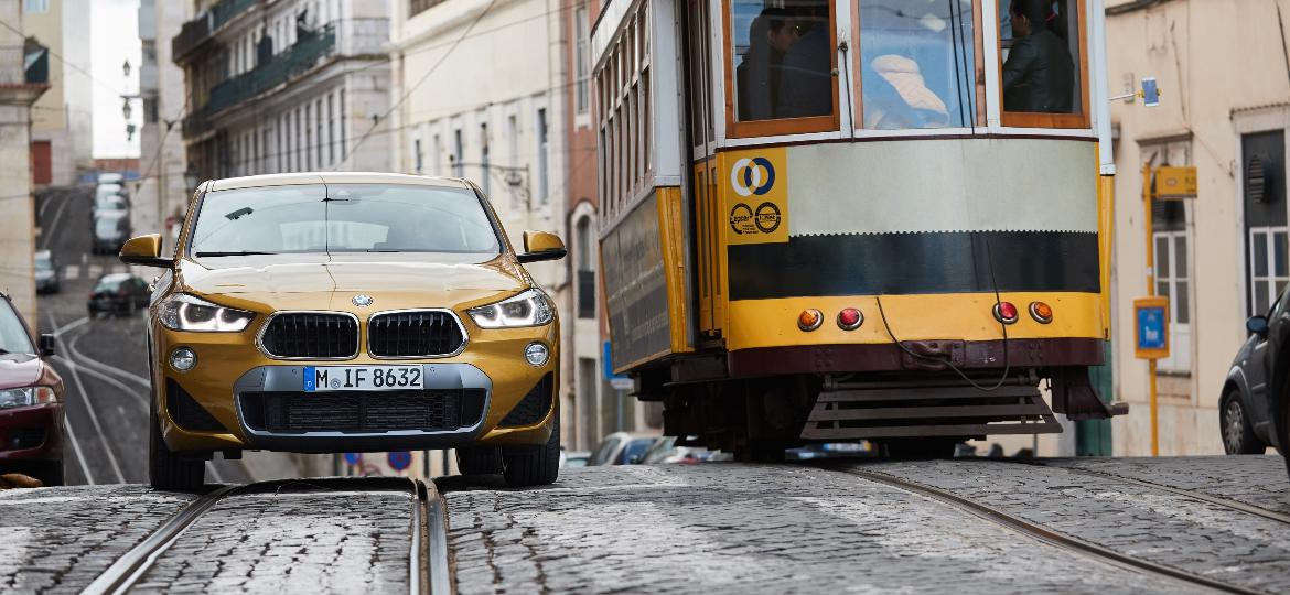 BMW X2 europeu tem cara menos invocada, mas maior quantidade de equipamentos de condução semi-autônoma - Divulgação