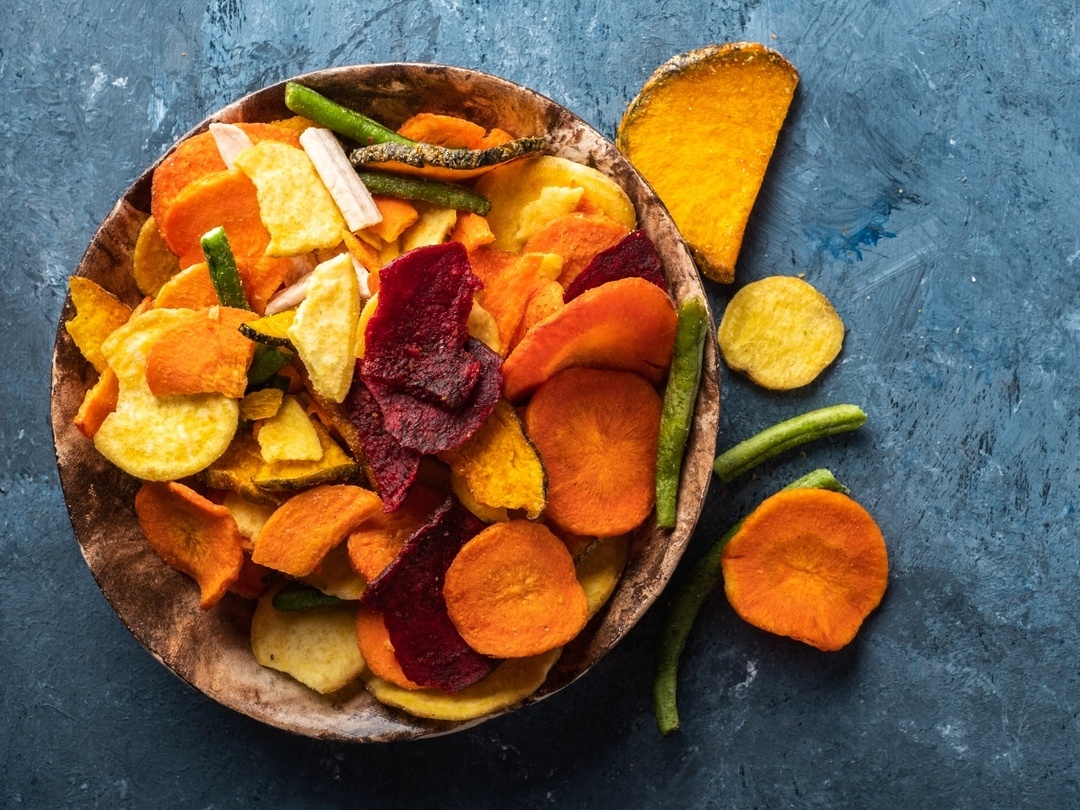 Chips de legumes e frutas nem sempre são saudáveis: veja como escolher -  25/11/2019 - UOL VivaBem