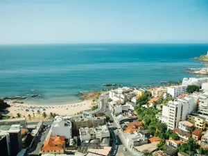 Praia e axé: 10 hospedagens para curtir o Carnaval em Salvador