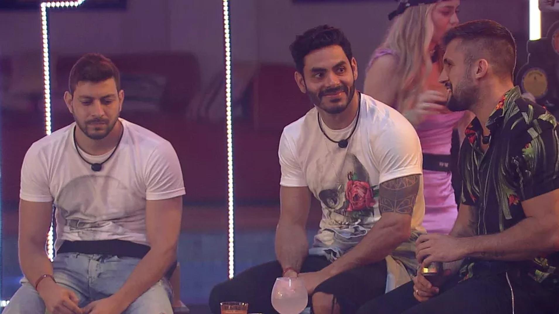BBB 21: Brothers curtem festa do líder fiuk - Reprodução/Globoplay