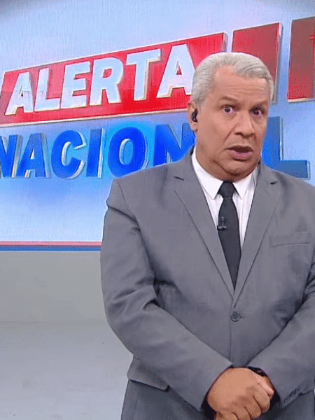 O apresentador Sikêra Jr. no "Alerta Nacional": ele foi responsável por um ataque à comunidade LGBTQIA+, que tem causado prejuízos à emissora - Reprodução/RedeTV!
