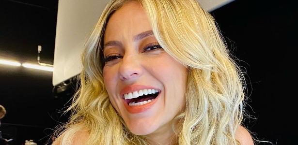 Paolla Oliveira fala sobre música que ganhou de Diogo Nogueira - Vimarsana News