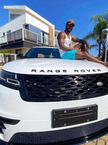 Cantor Príncipe com Range Rover Velar - Divulgação