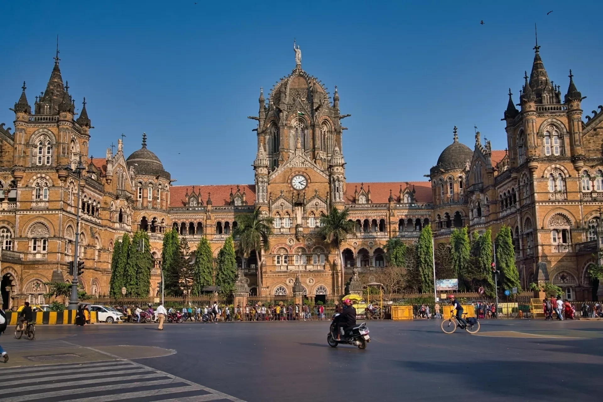 Chhatrapati Shivaji Terminus, estação de trem em Mumbai, na Índia - IulianUrsachi/Getty Images