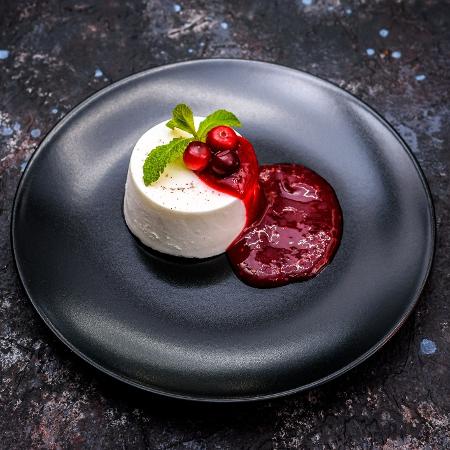 Panna cotta de cranberries Panna cotta de cranberries