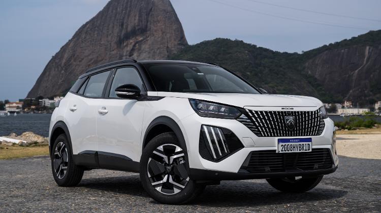 Peugeot 2008 recentemente ganhou tecnologia híbrida leve para buscar alta nas vendas