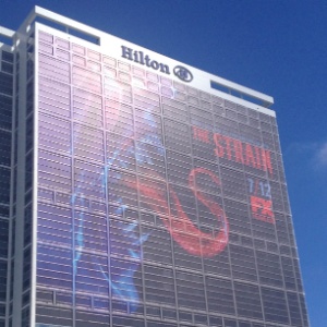 7.jul.2015 - O hotel Hilton de San Diego recebe recoração especial em homenagem à Comic-Con 2015 que faz sua estreia nesta quarta-feira, na cidade californiana, nos Estados Unidos - Beatriz Amendola/UOL