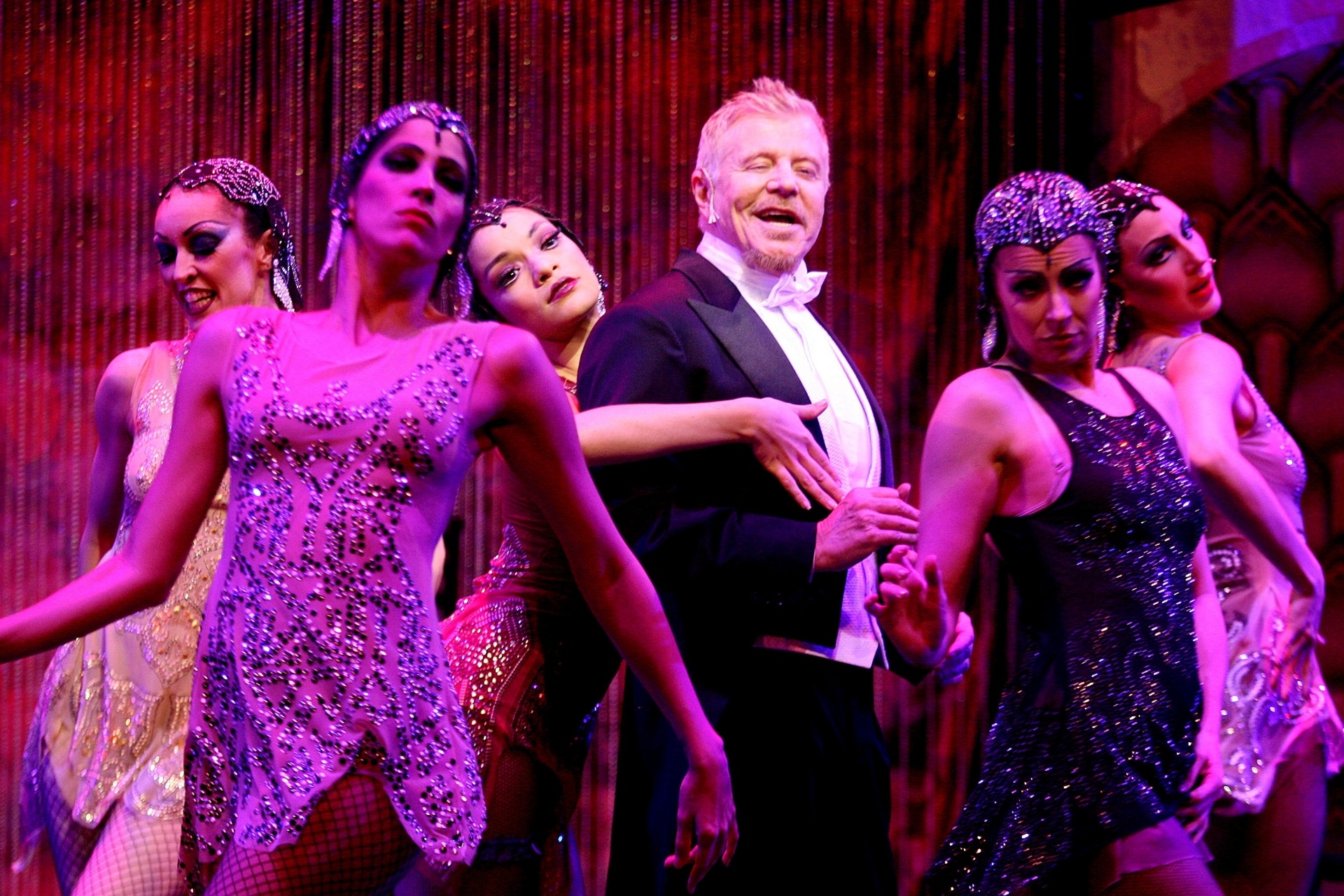 Cena do musical "Antes Tarde do que Nunca", com Miguel Falabella e Simone Gutierrez - Reinaldo Canato/UOL