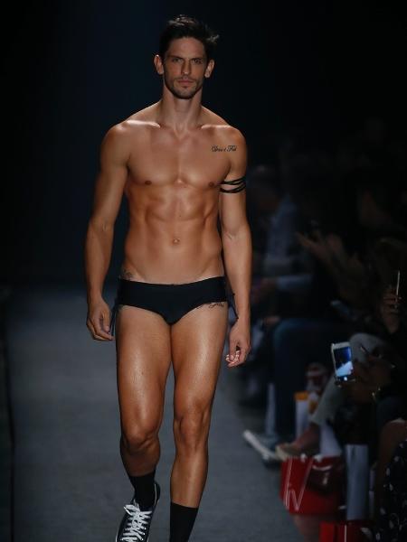 Alexandre Schneider/UOL
