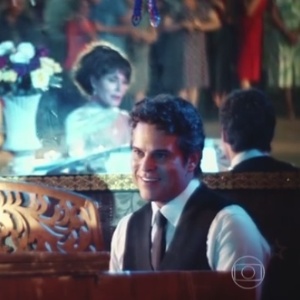 Amadeu (Juan Alba) e Iolanda (Christiane Torloni) em "Velho Chico" - Reprodução/TV Globo - Reprodução/TV Globo