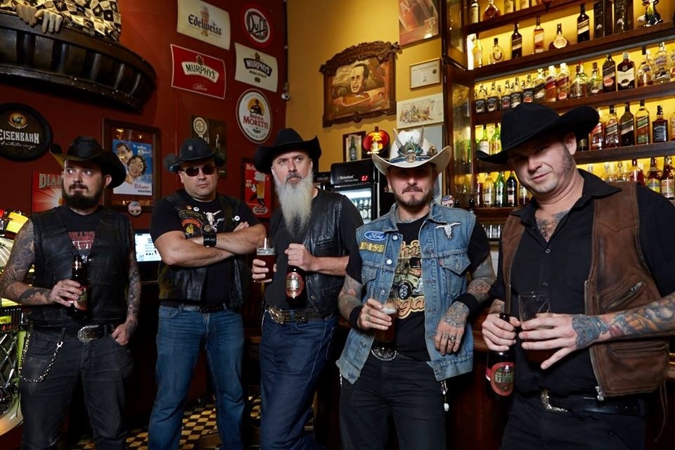 Hillbilly Rawhide -  Divulgação