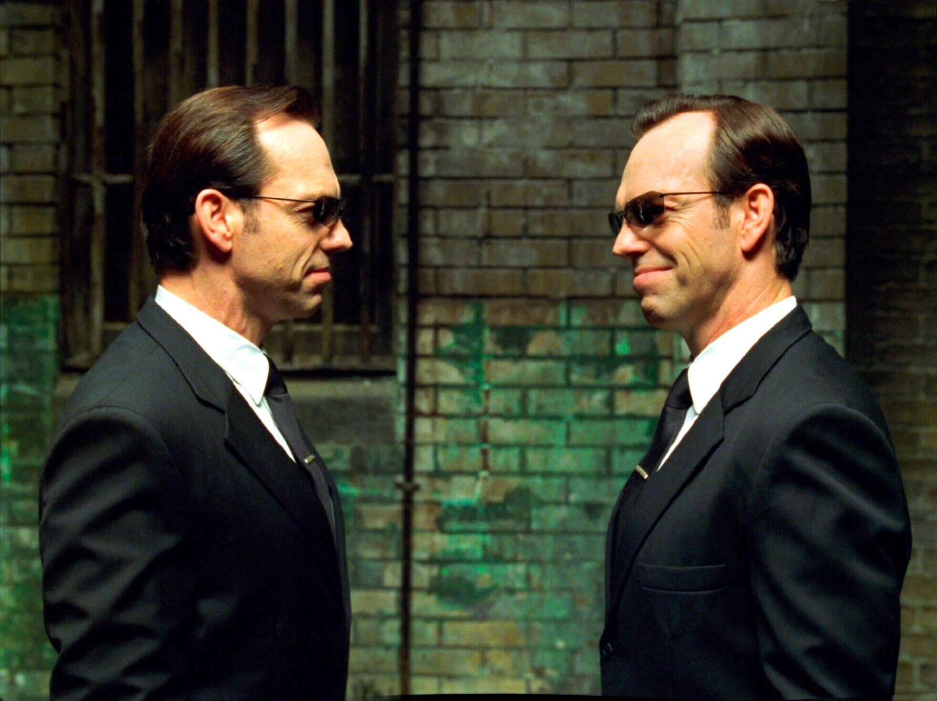 Cena do filme "Matrix Reloaded" (2003), de irmãs Wachowski - Reprodução