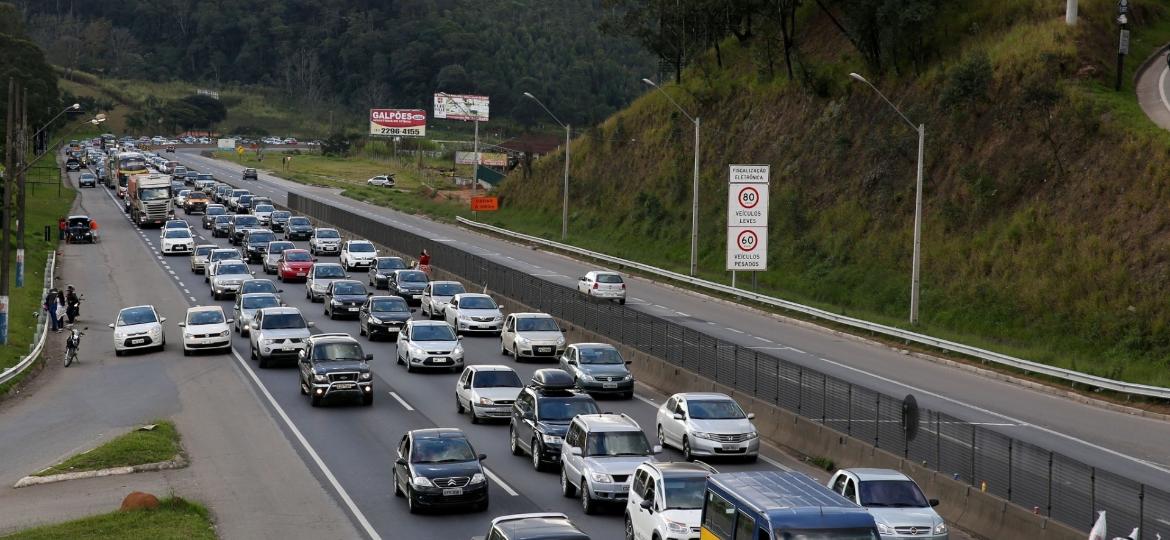 Recuperação do mercado de veículos novos não foi suficiente para reverter envelhecimento da frota - Luis Moura/Estadão Conteúdo