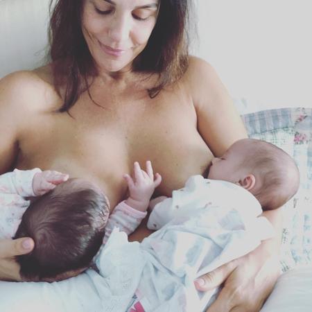Ivete Sangalo amamentando as gêmeas Marina e Helena - Instagram/Reprodução